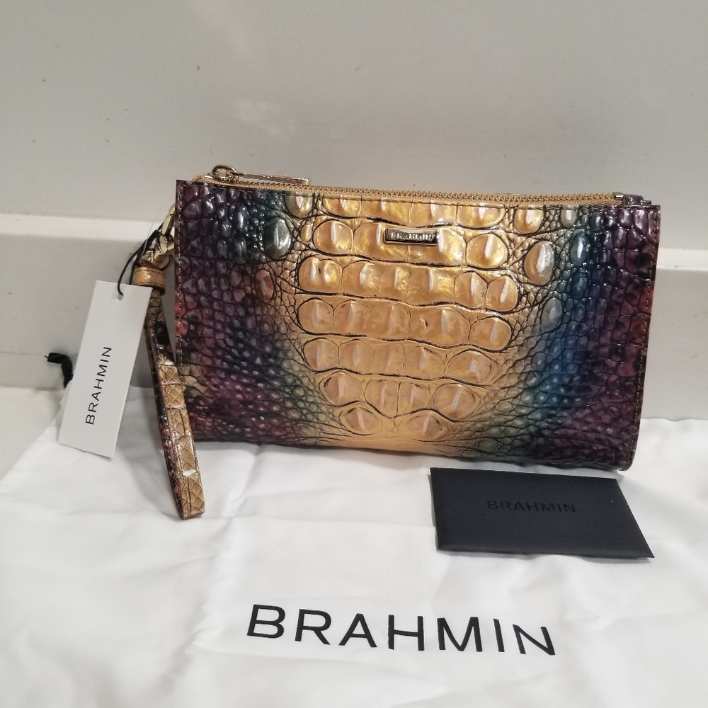 SOLD! NWT! Brahmin Daisy Clutch Wristlet Reptilian Ombre Melbourne Leather - Picture 2 of 11